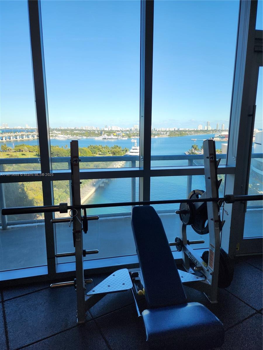 888 Biscayne Blvd #4712, Miami FL 33132