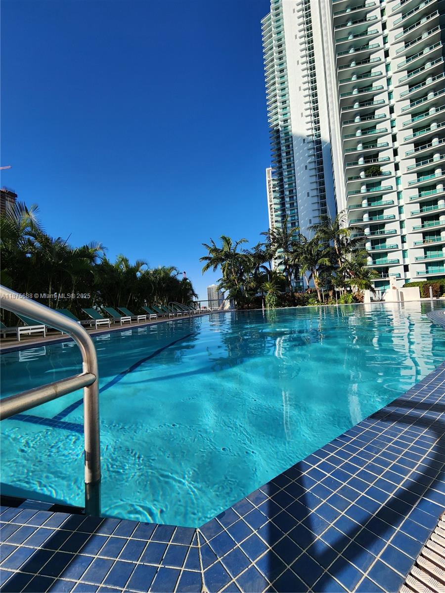 888 Biscayne Blvd #4712, Miami FL 33132