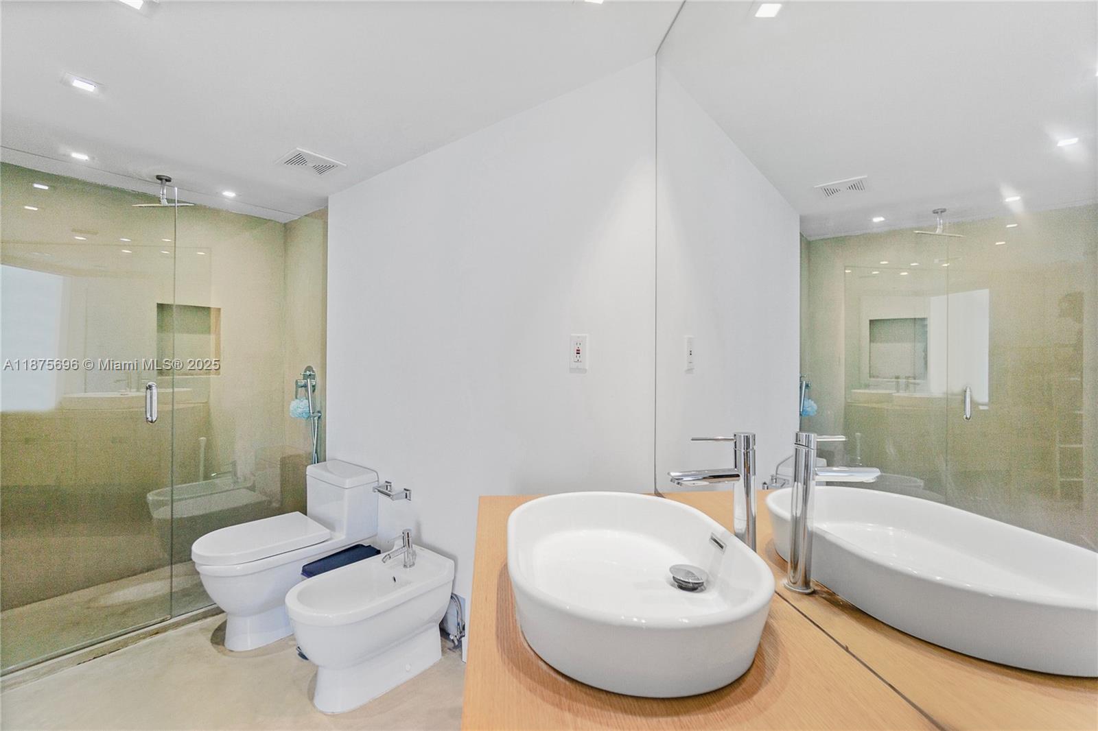 1900 Sunset Harbour Dr #2011, Miami Beach FL 33139