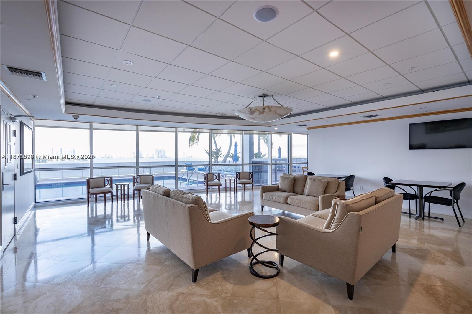 1900 Sunset Harbour Dr #2011, Miami Beach FL 33139