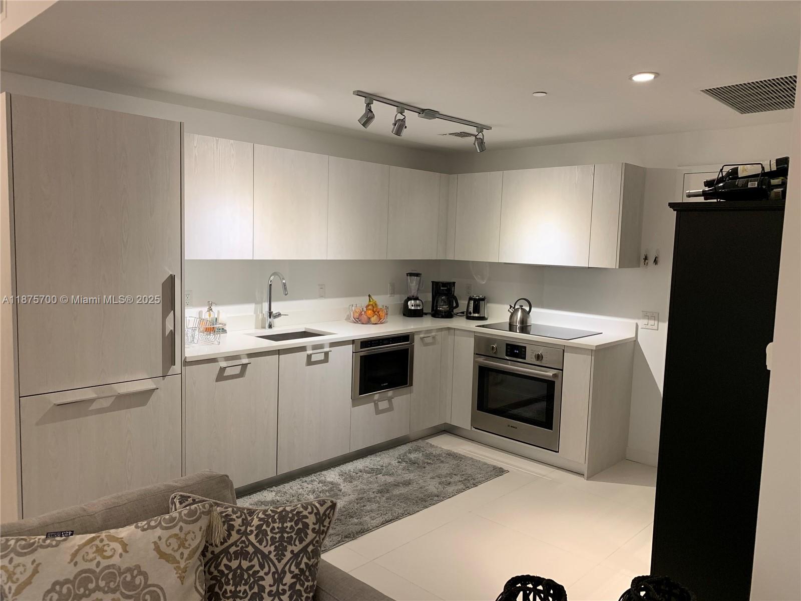 501 NE 31st St #709, Miami FL 33137