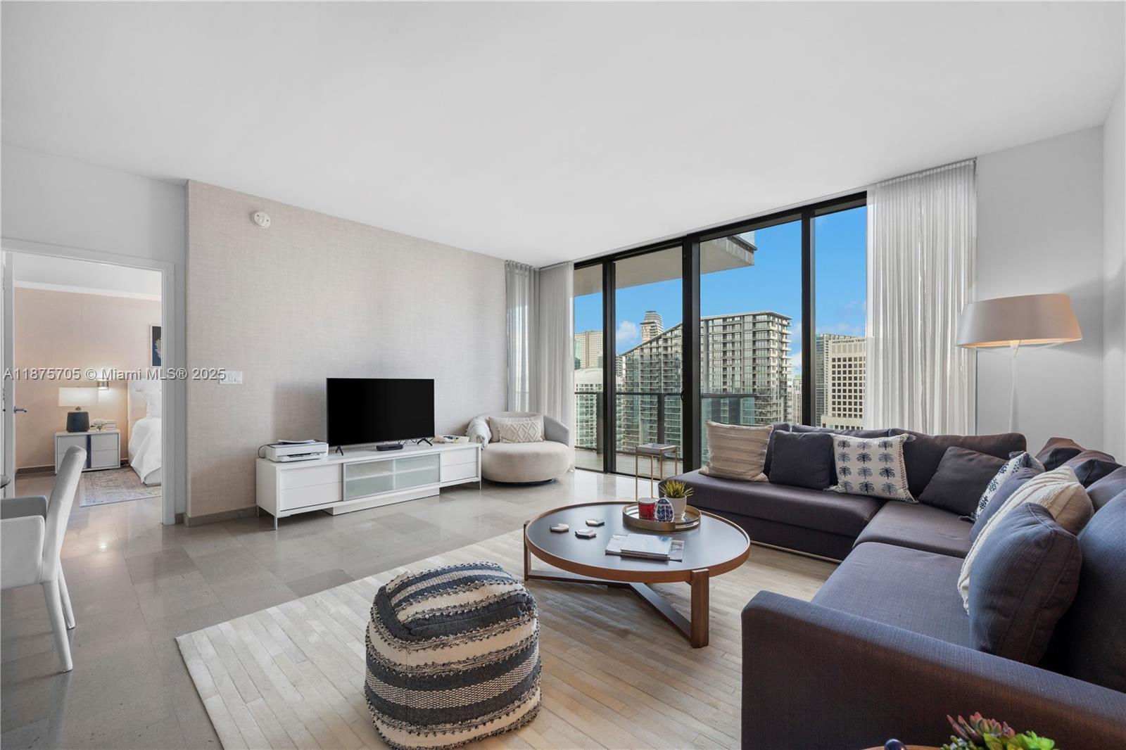 88 SW 7th St #3707, Miami FL 33130