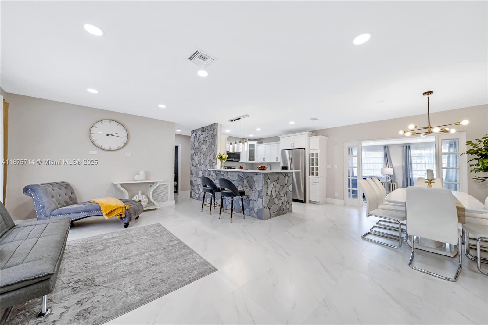 241 Oceanic Ave, Lauderdale By The Sea FL 33308
