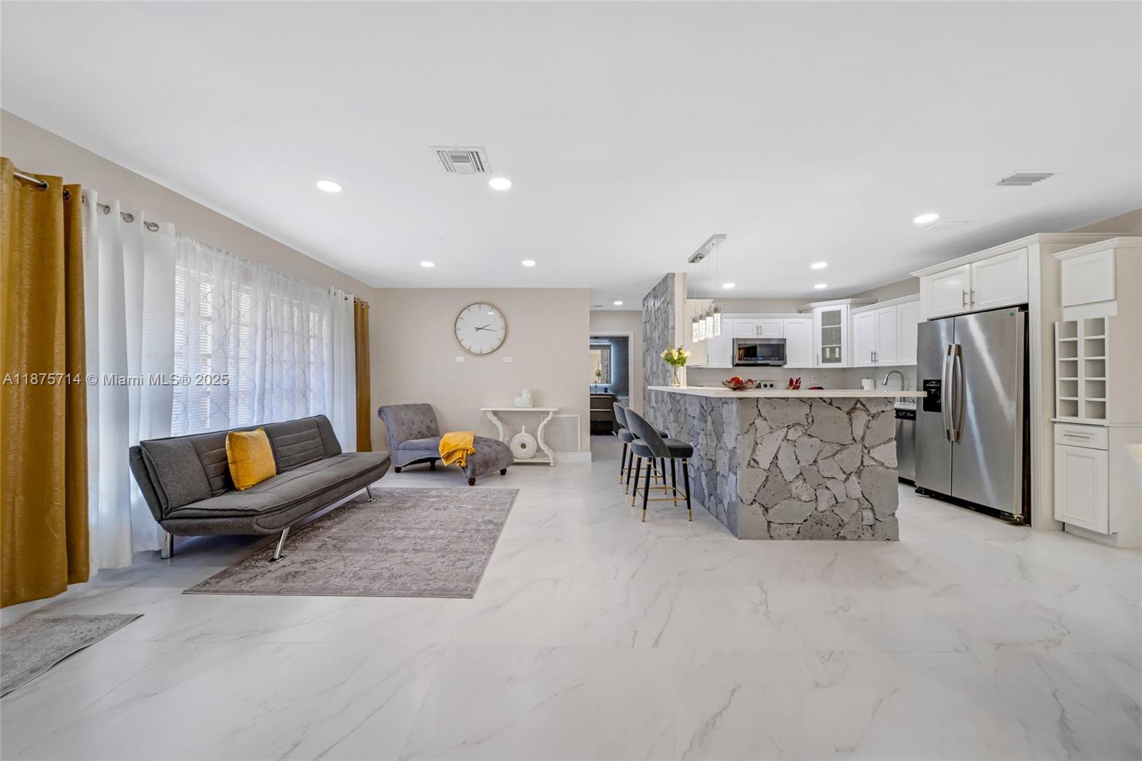 241 Oceanic Ave, Lauderdale By The Sea FL 33308