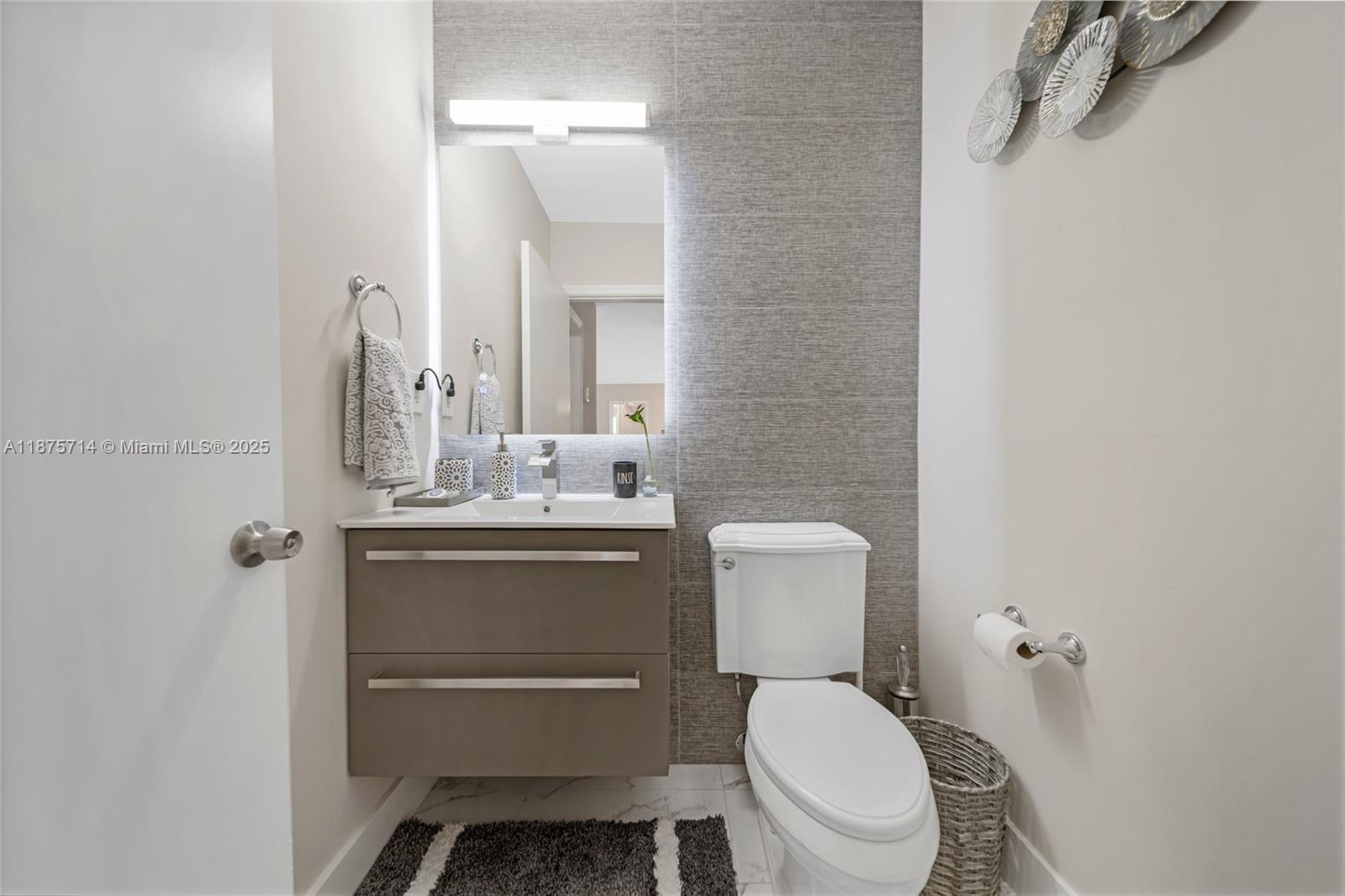 241 Oceanic Ave, Lauderdale By The Sea FL 33308