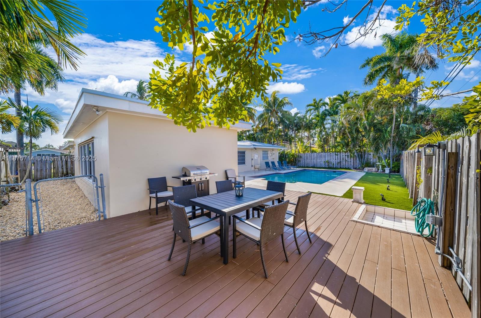 241 Oceanic Ave, Lauderdale By The Sea FL 33308