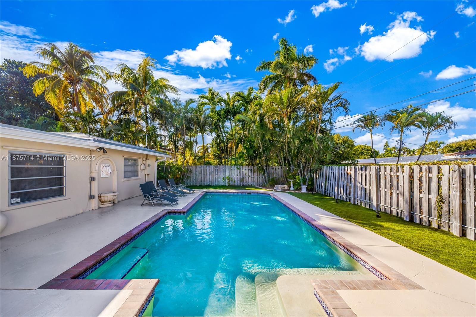 241 Oceanic Ave, Lauderdale By The Sea FL 33308