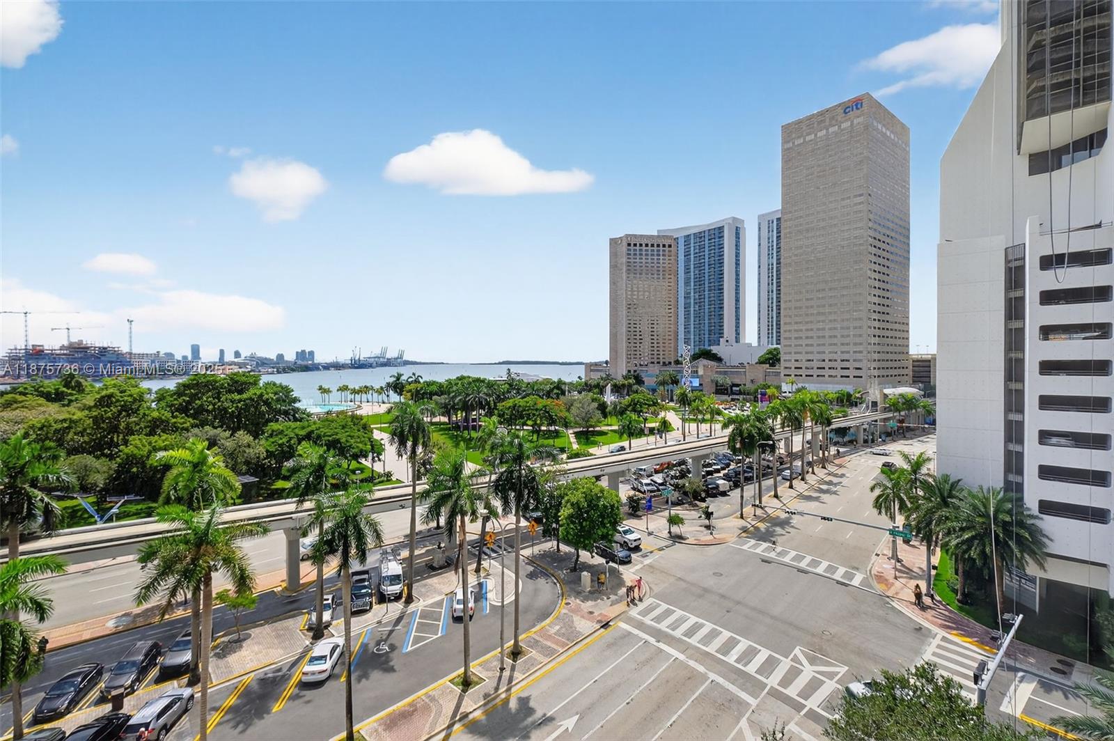 50 Biscayne Blvd #710, Miami FL 33132