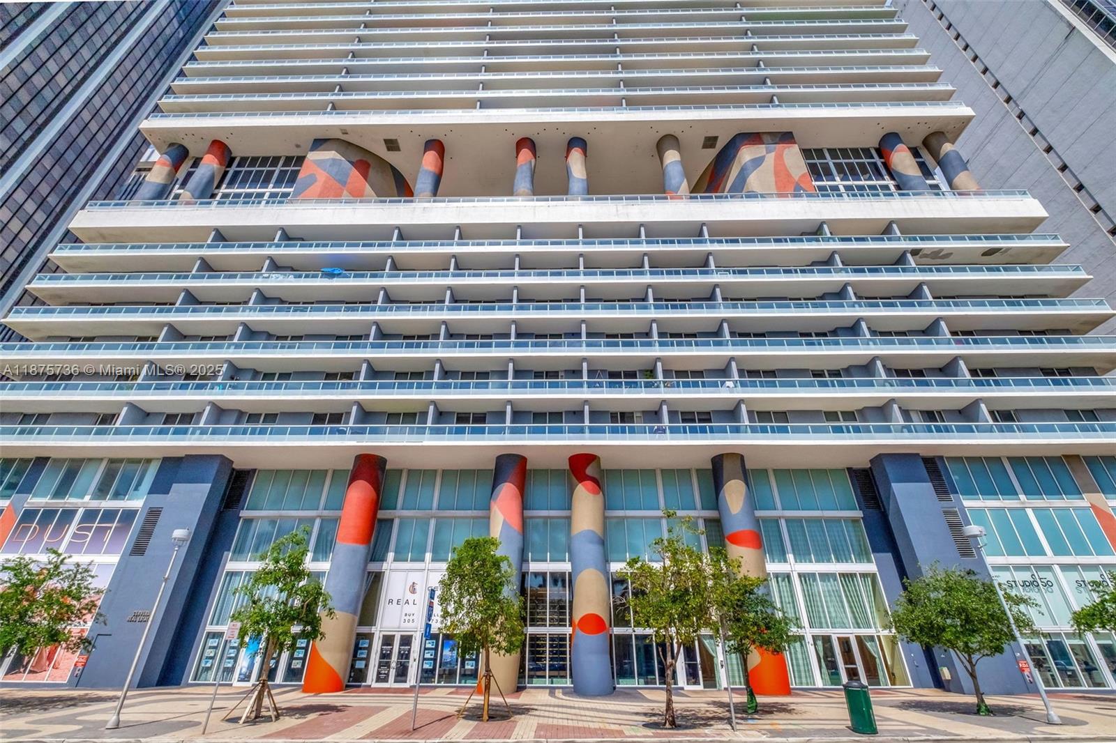 50 Biscayne Blvd #710, Miami FL 33132