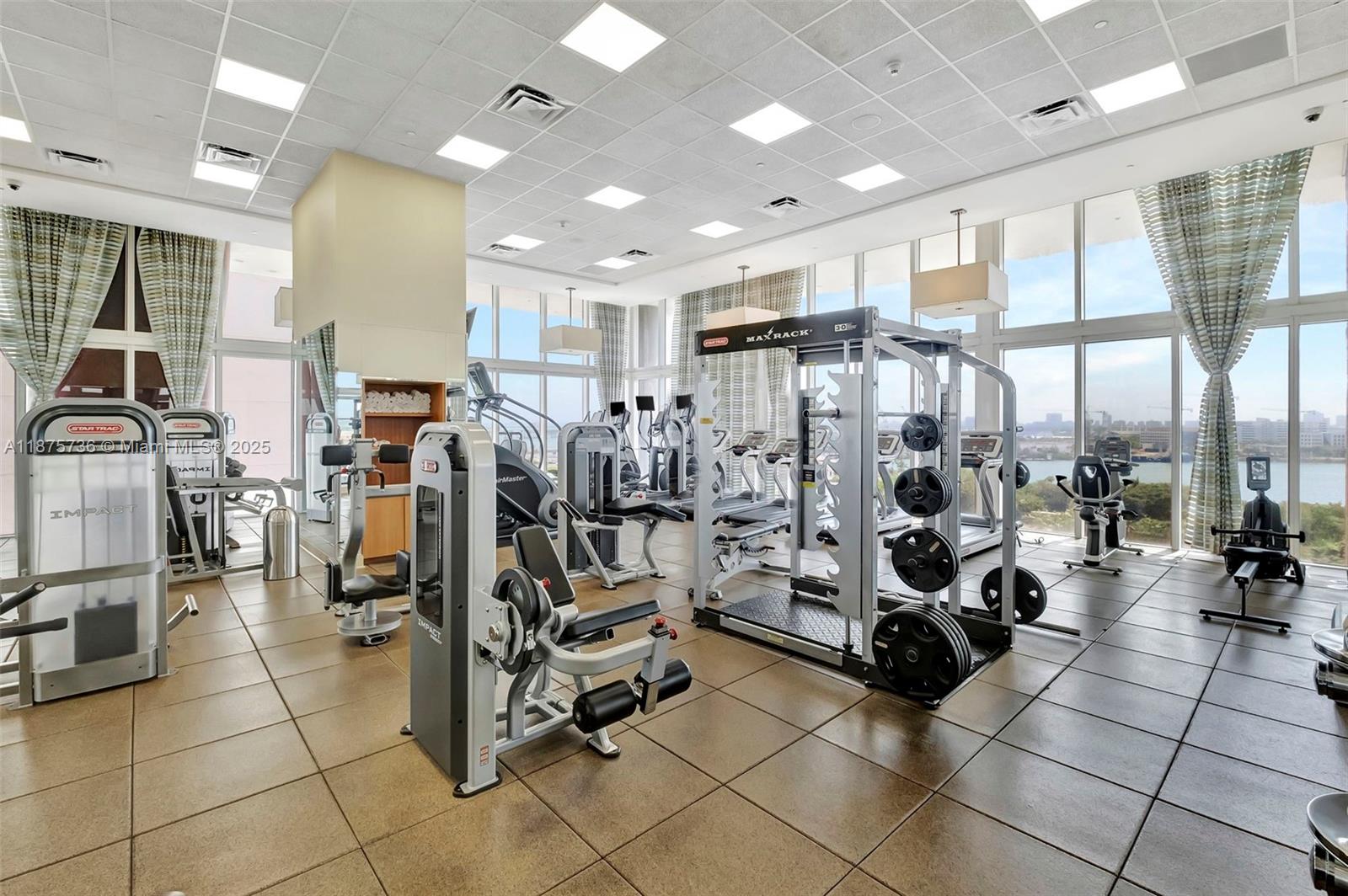 50 Biscayne Blvd #710, Miami FL 33132
