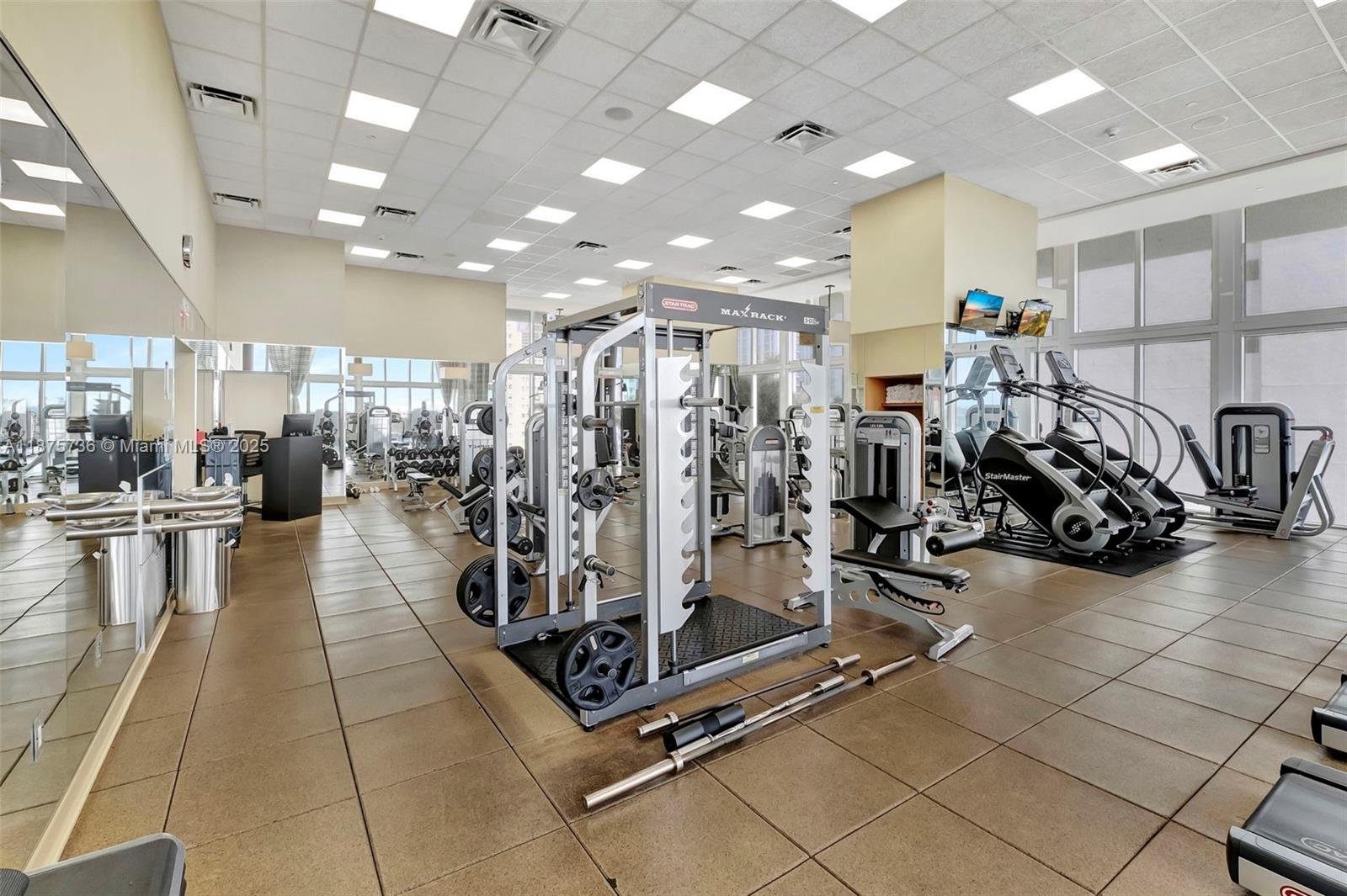 50 Biscayne Blvd #710, Miami FL 33132