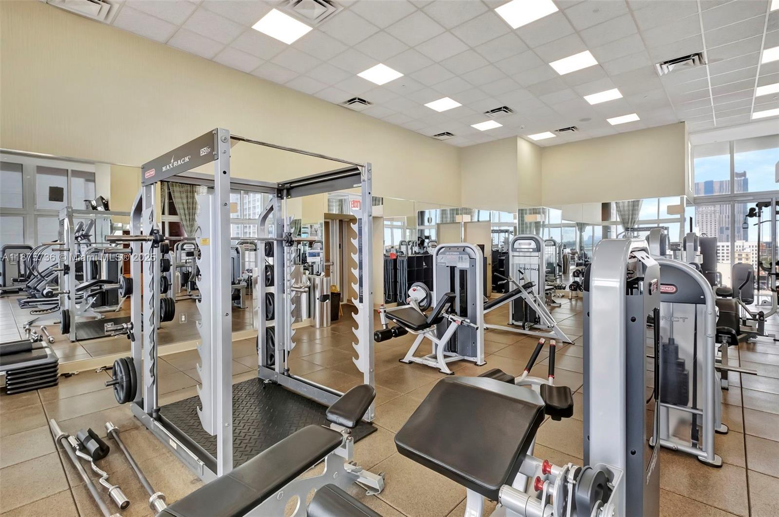 50 Biscayne Blvd #710, Miami FL 33132