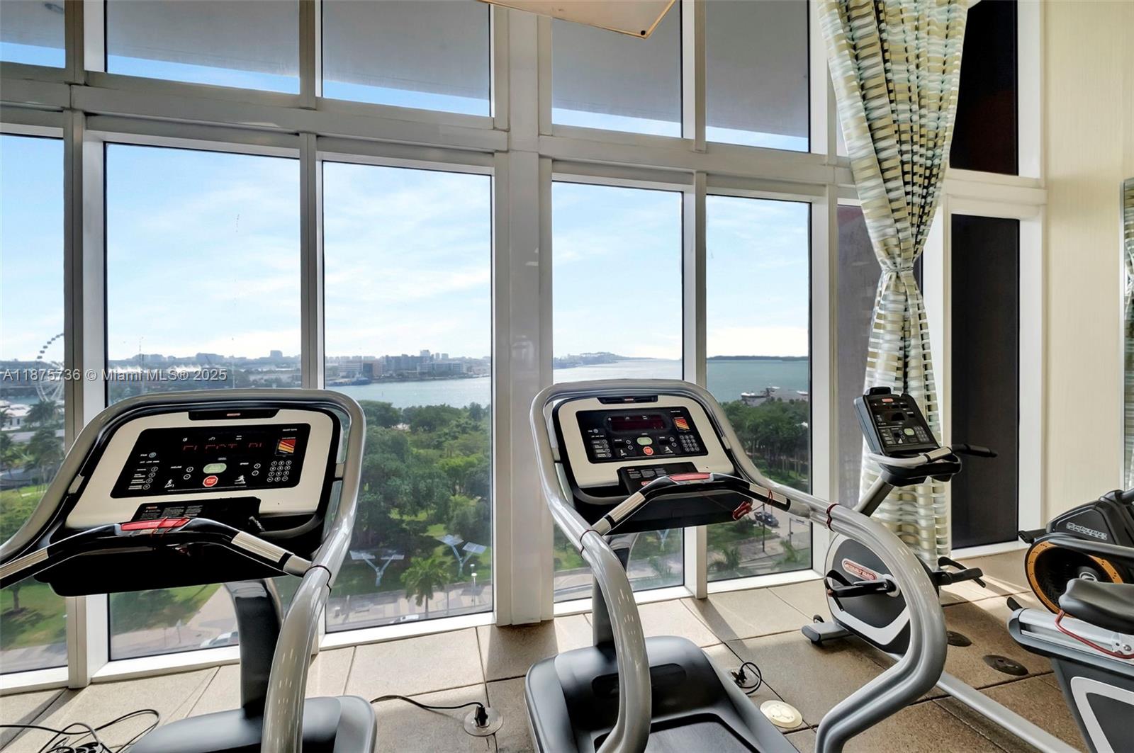 50 Biscayne Blvd #710, Miami FL 33132
