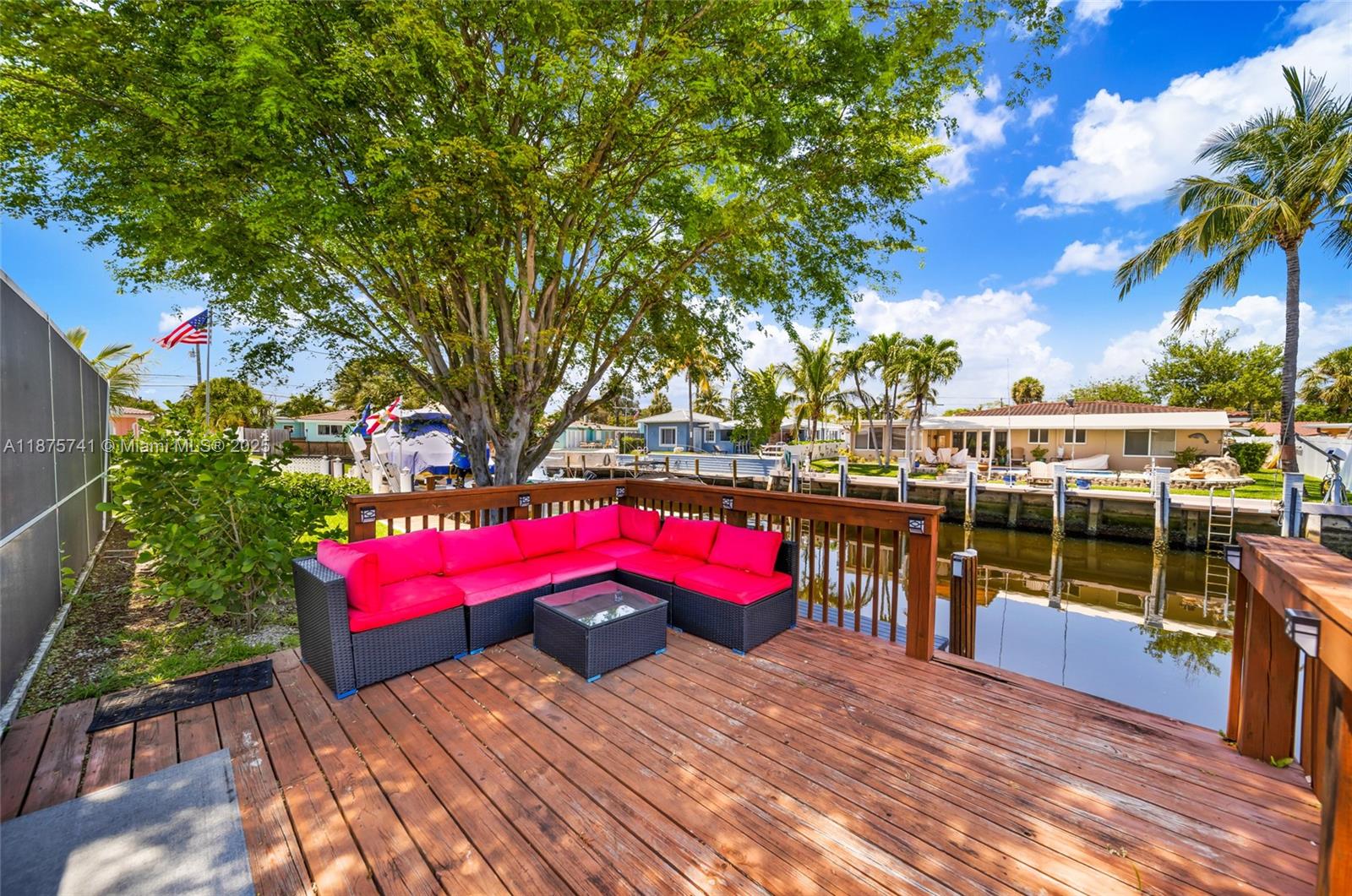 31 SE 12th St, Pompano Beach FL 33060