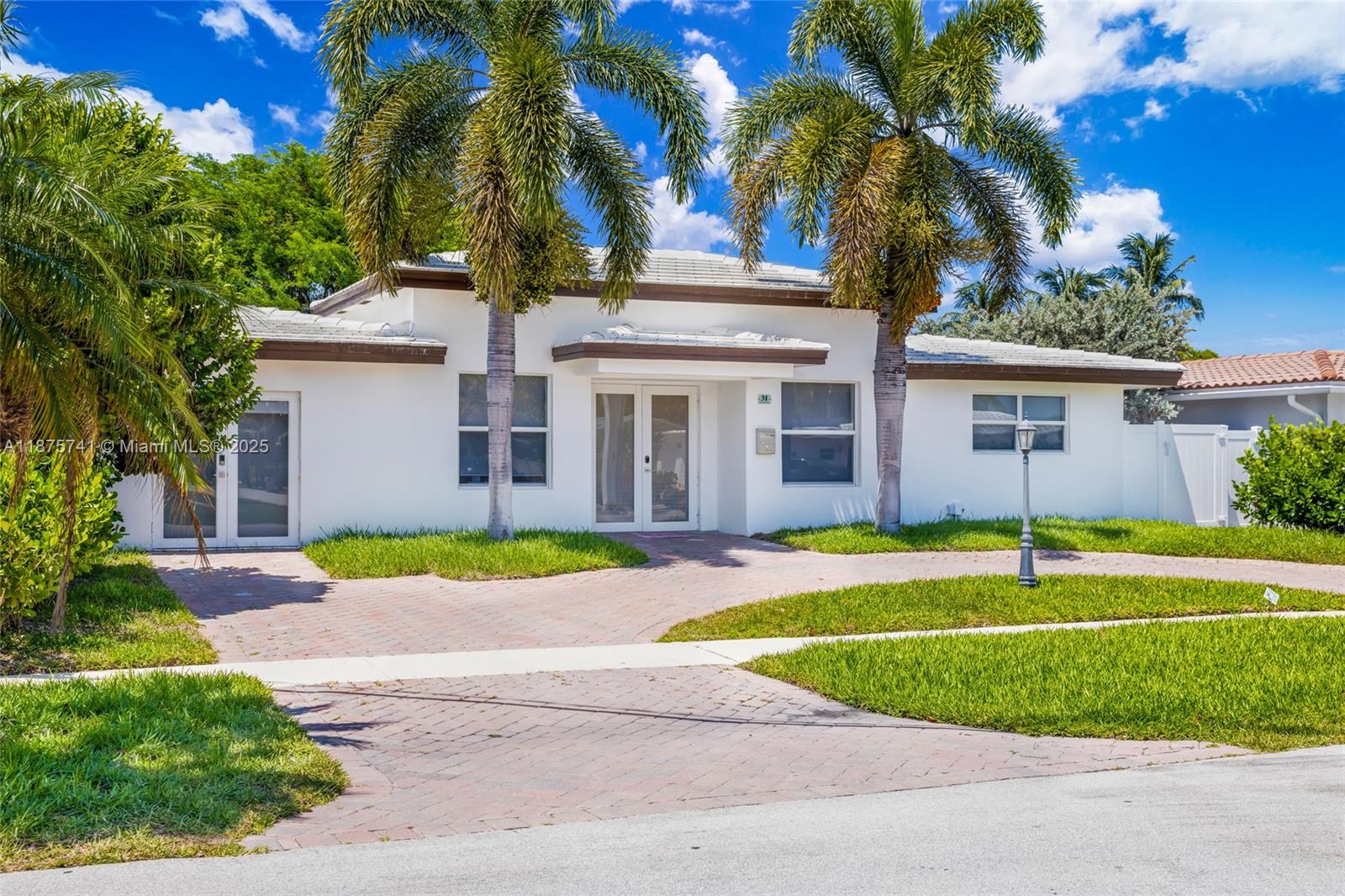 31 SE 12th St, Pompano Beach FL 33060