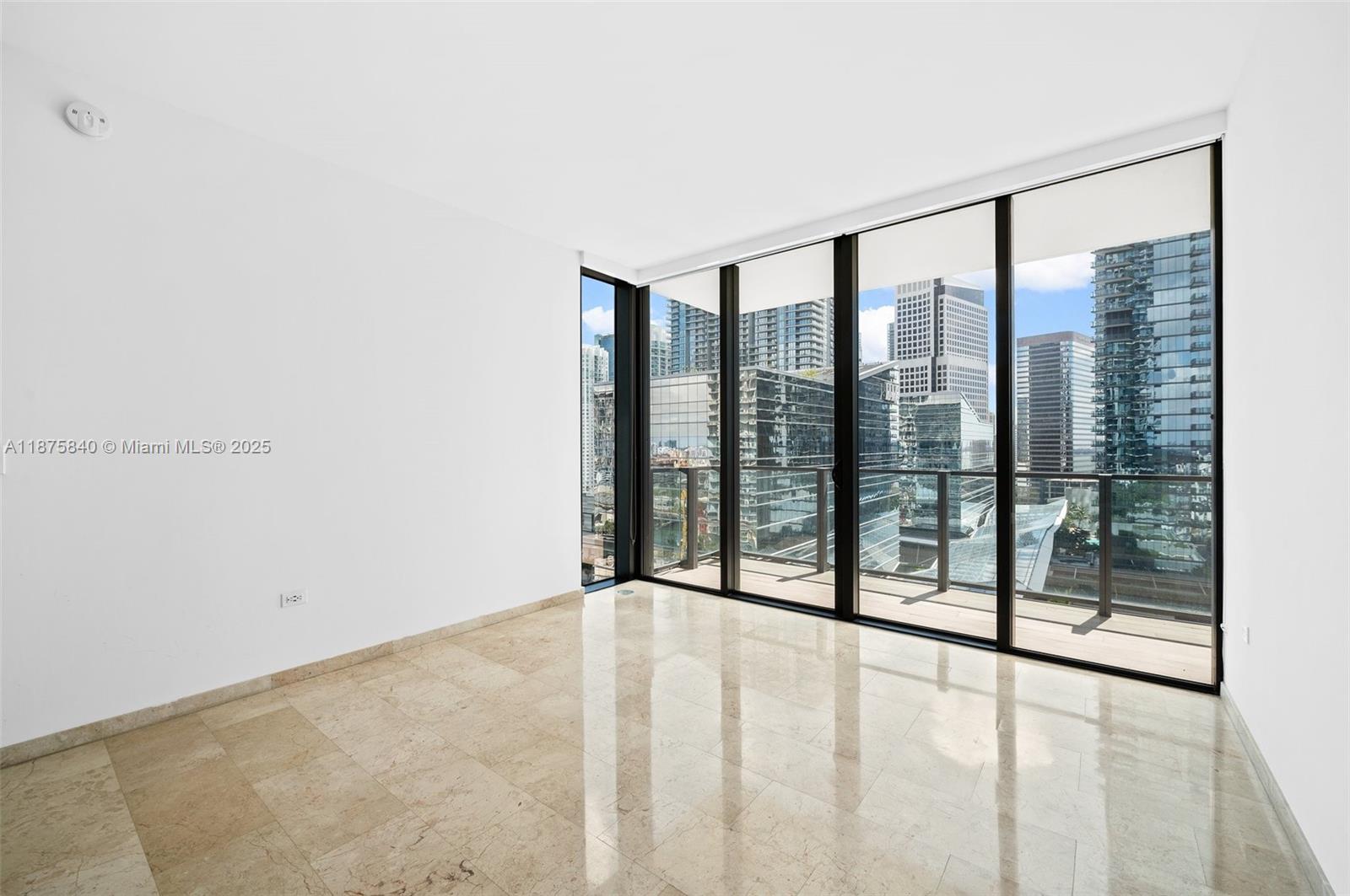 88 SW 7th St #1403, Miami FL 33130