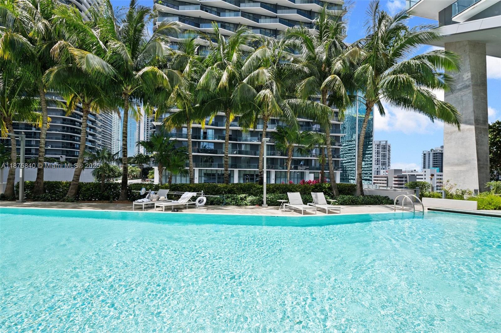 88 SW 7th St #1403, Miami FL 33130