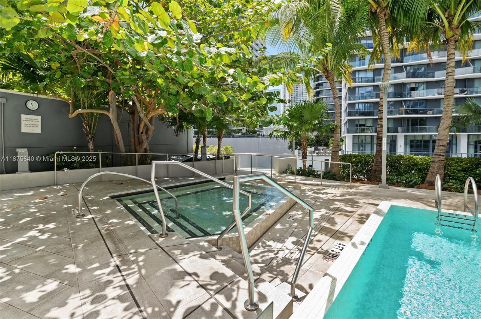 88 SW 7th St #1403, Miami FL 33130