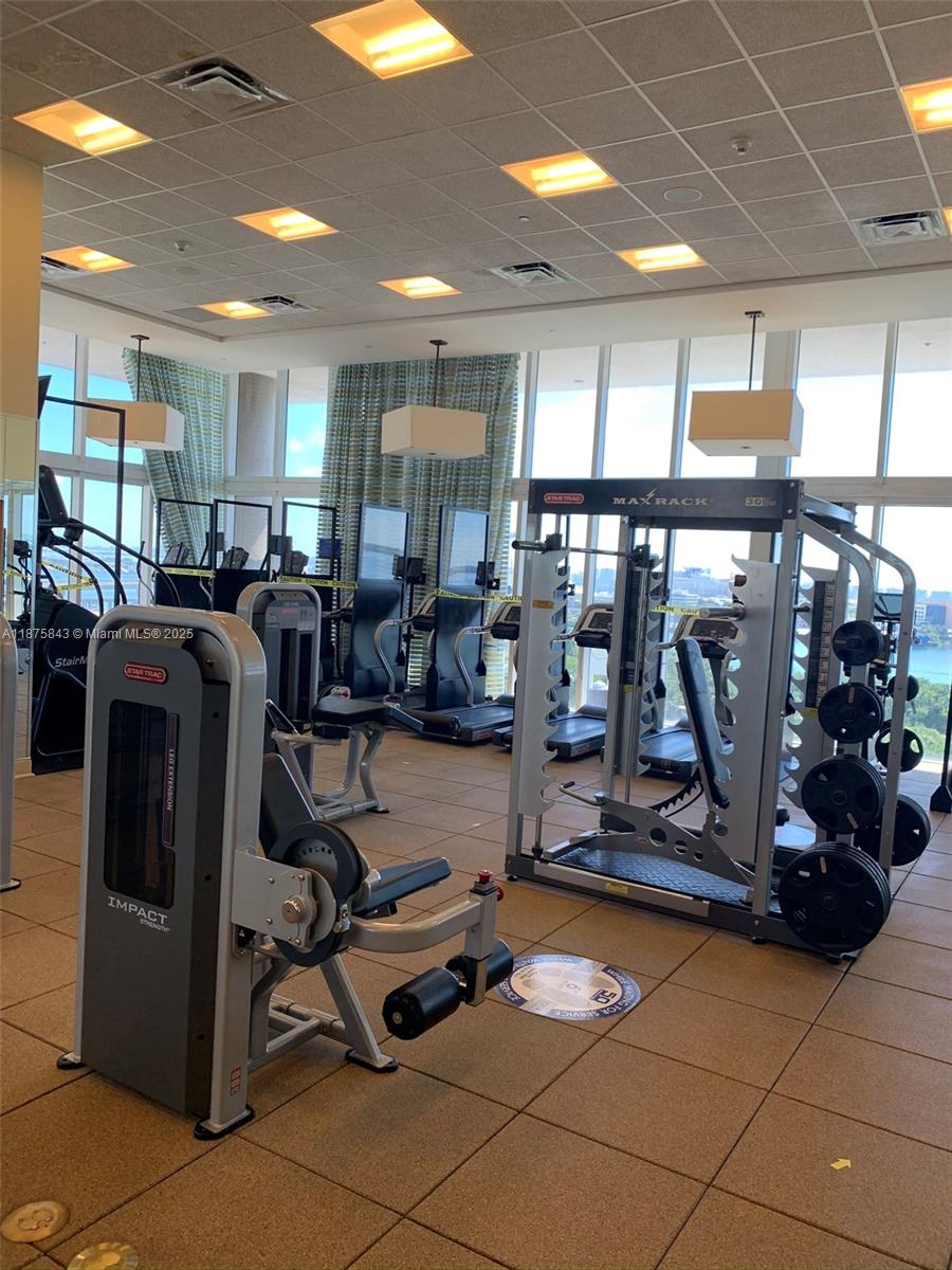50 Biscayne Blvd #3205, Miami FL 33132