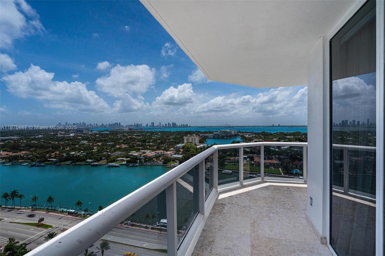 4779 Collins Ave #2305, Miami Beach FL 33140