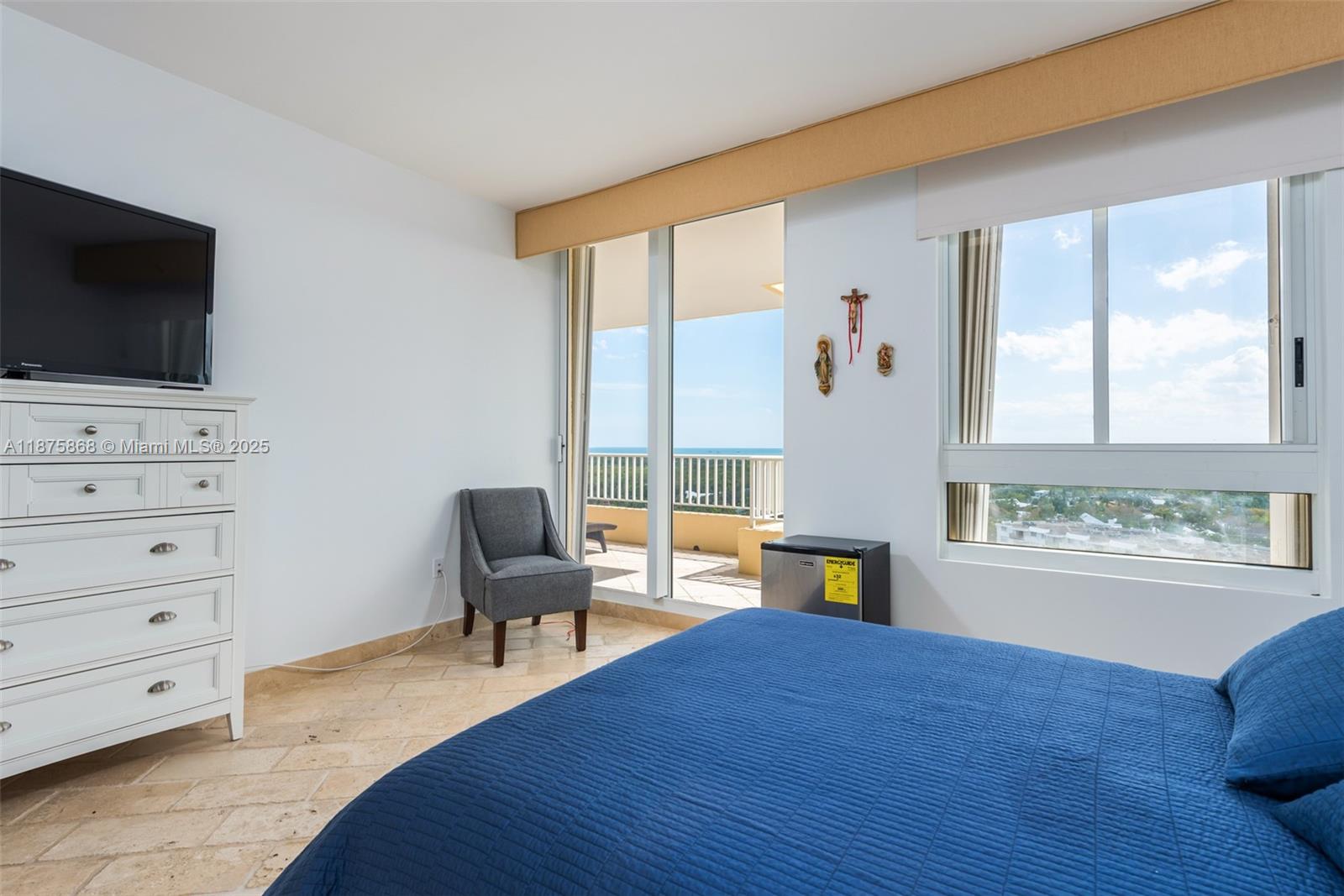 789 Crandon Blvd #1202, Key Biscayne FL 33149