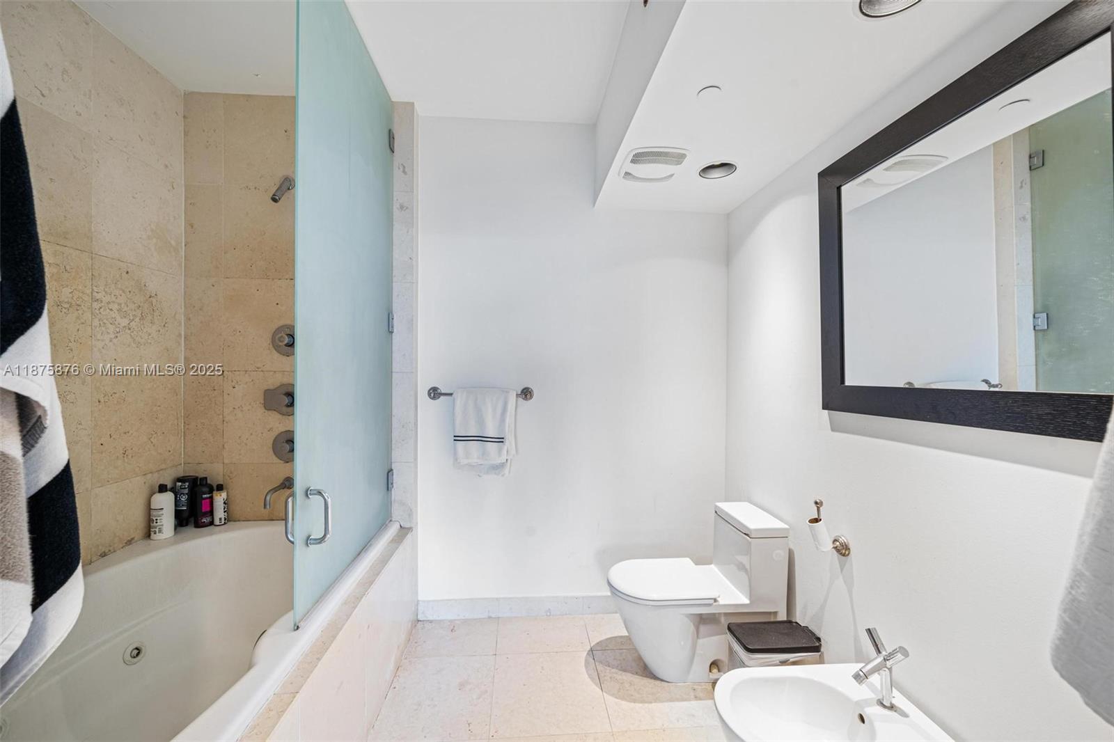 450 Alton Rd #808, Miami Beach FL 33139