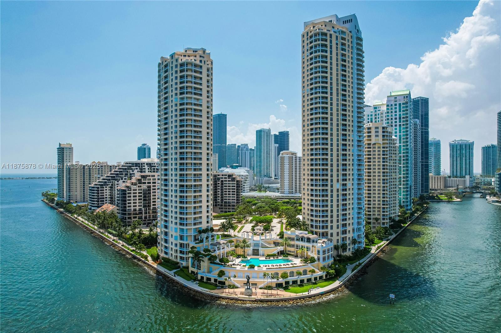 848 Brickell Key Dr #3803, Miami FL 33131