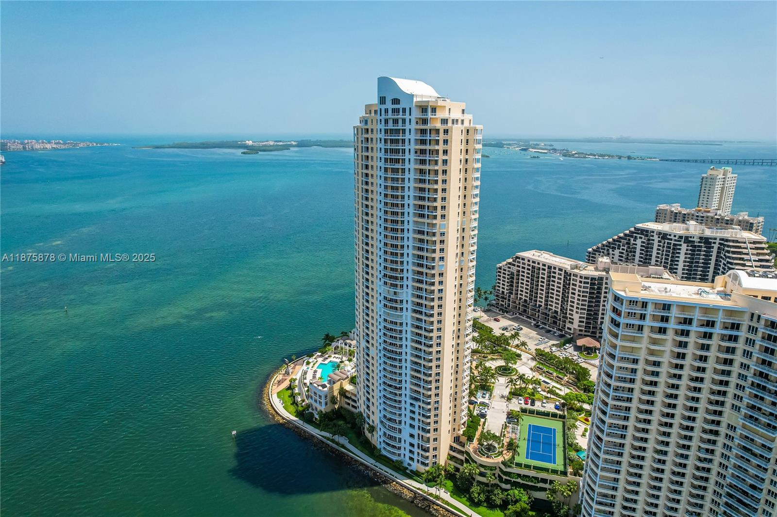 848 Brickell Key Dr #3803, Miami FL 33131