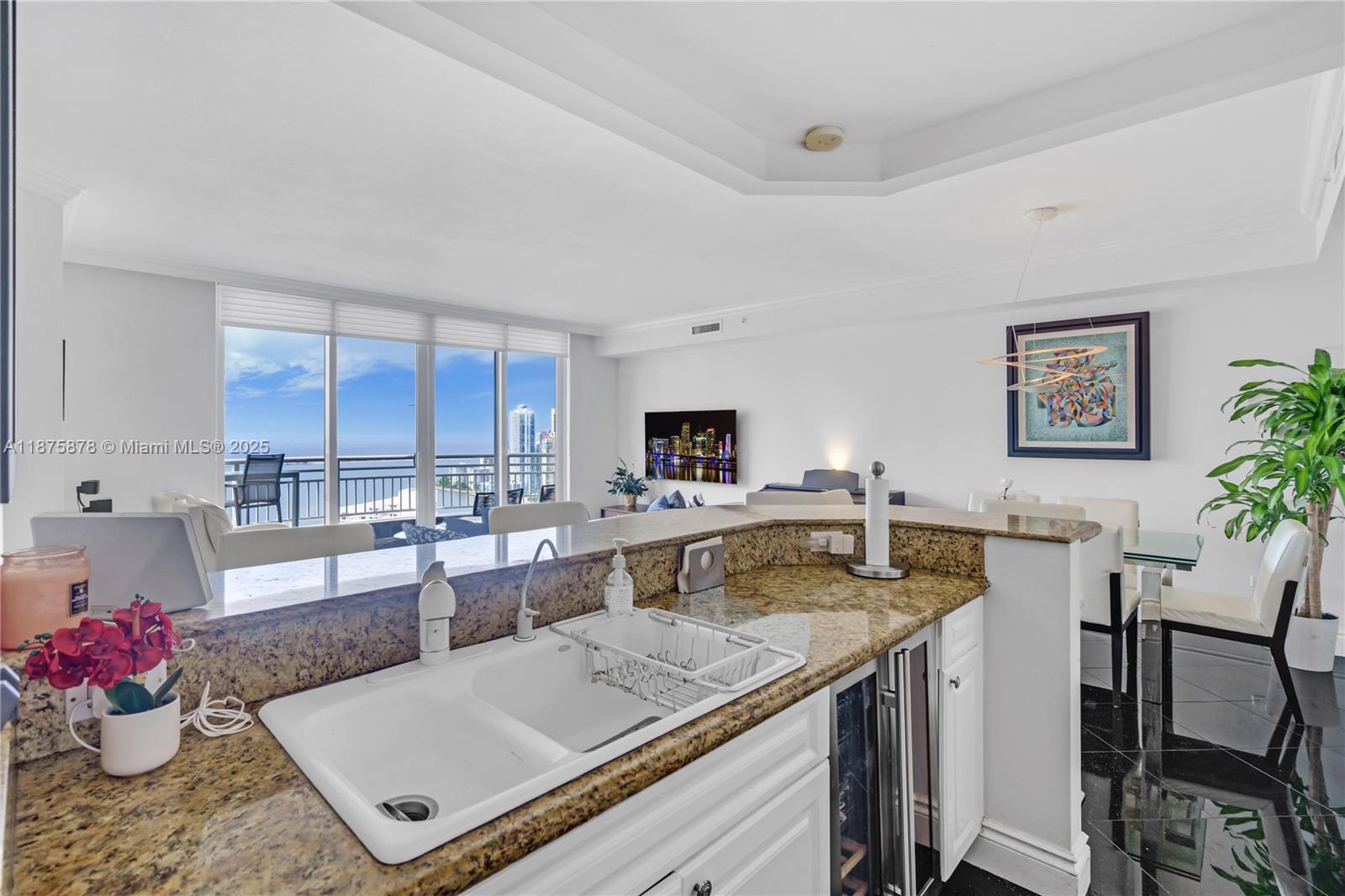 848 Brickell Key Dr #3803, Miami FL 33131