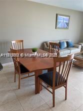 335 S Biscayne Blvd #4204, Miami FL 33131