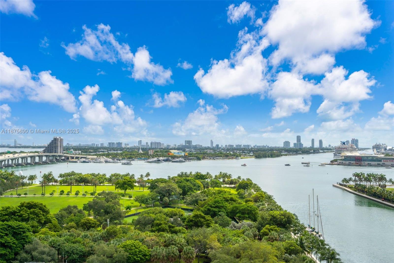 900 Biscayne Blvd #1707, Miami FL 33132