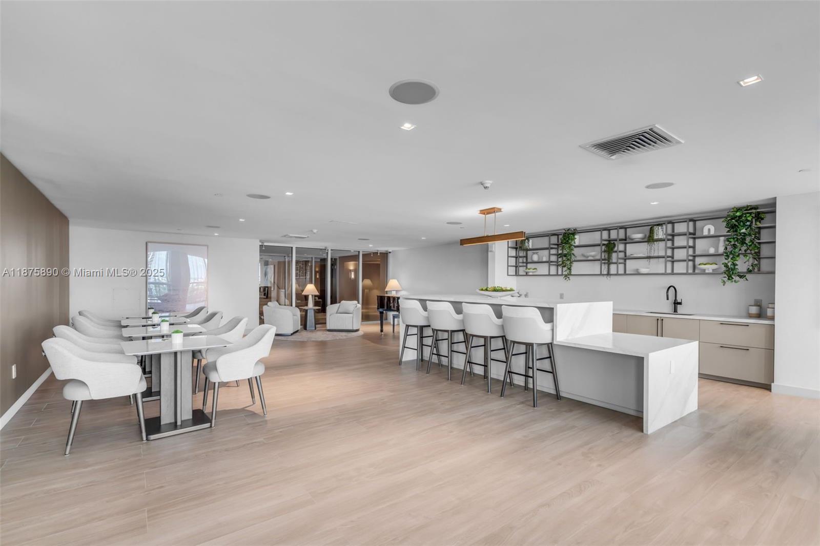 900 Biscayne Blvd #1707, Miami FL 33132