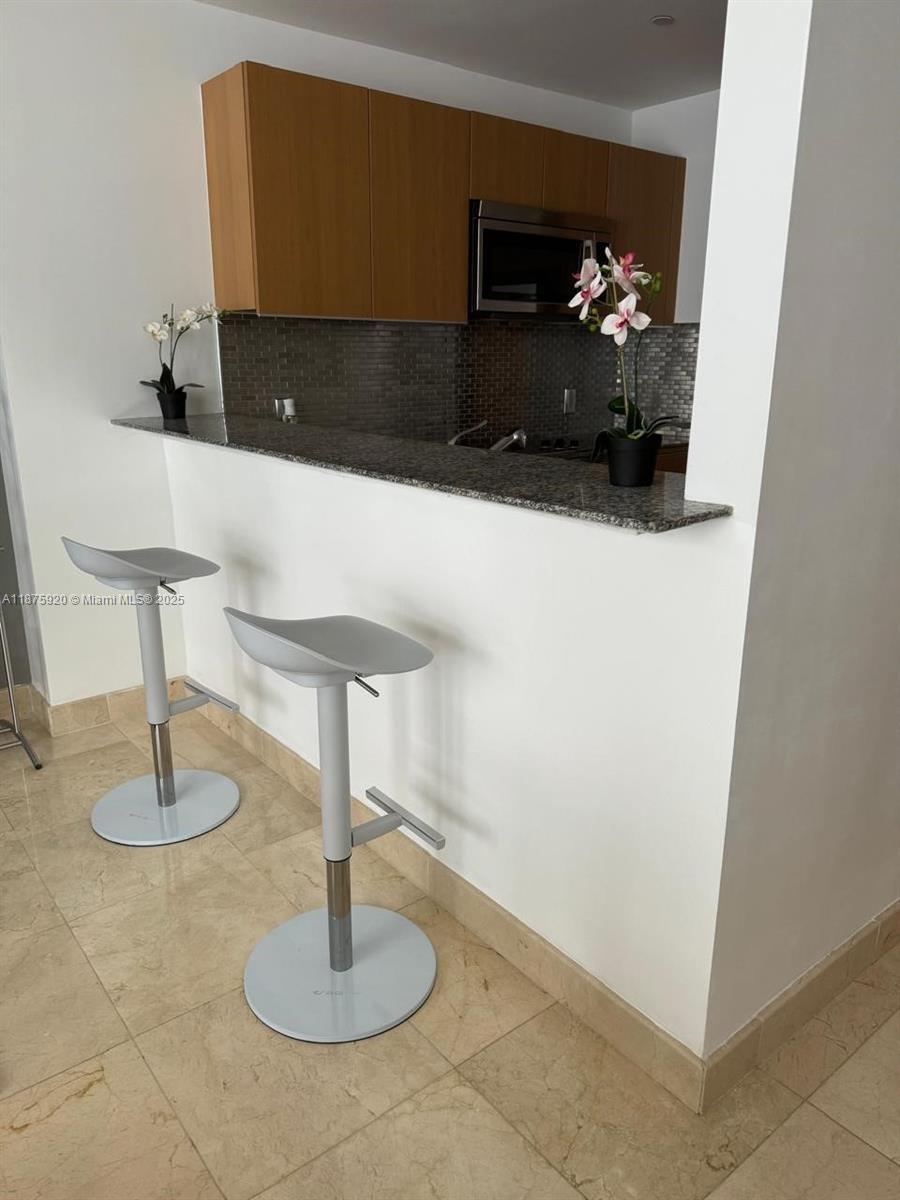 1050 Brickell #2522, Miami FL 33131