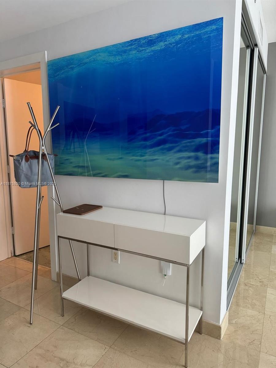 1050 Brickell #2522, Miami FL 33131