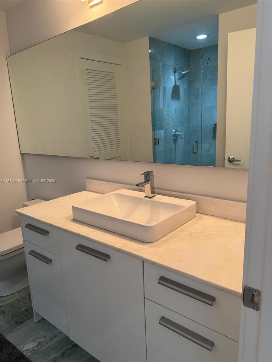 1050 Brickell #2522, Miami FL 33131