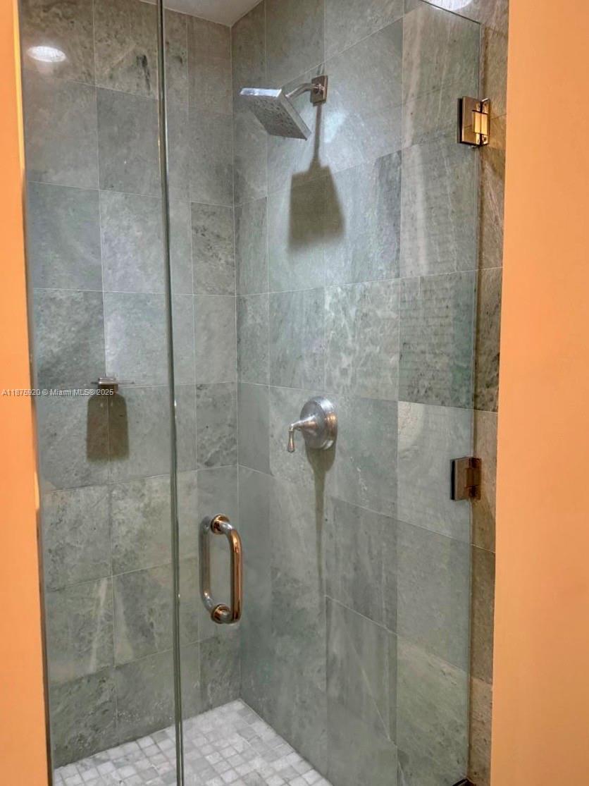 1050 Brickell #2522, Miami FL 33131