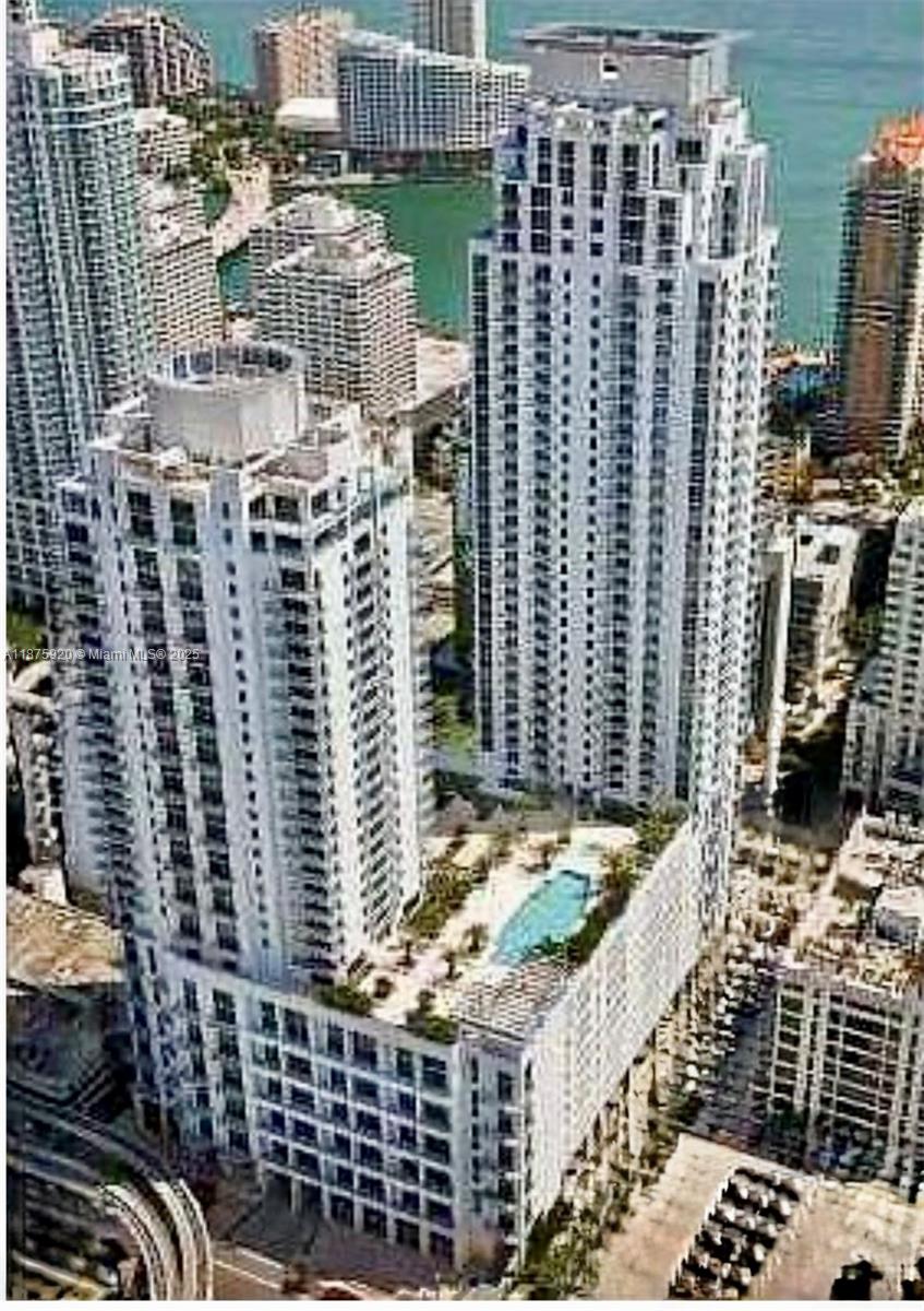 1050 Brickell #2522, Miami FL 33131