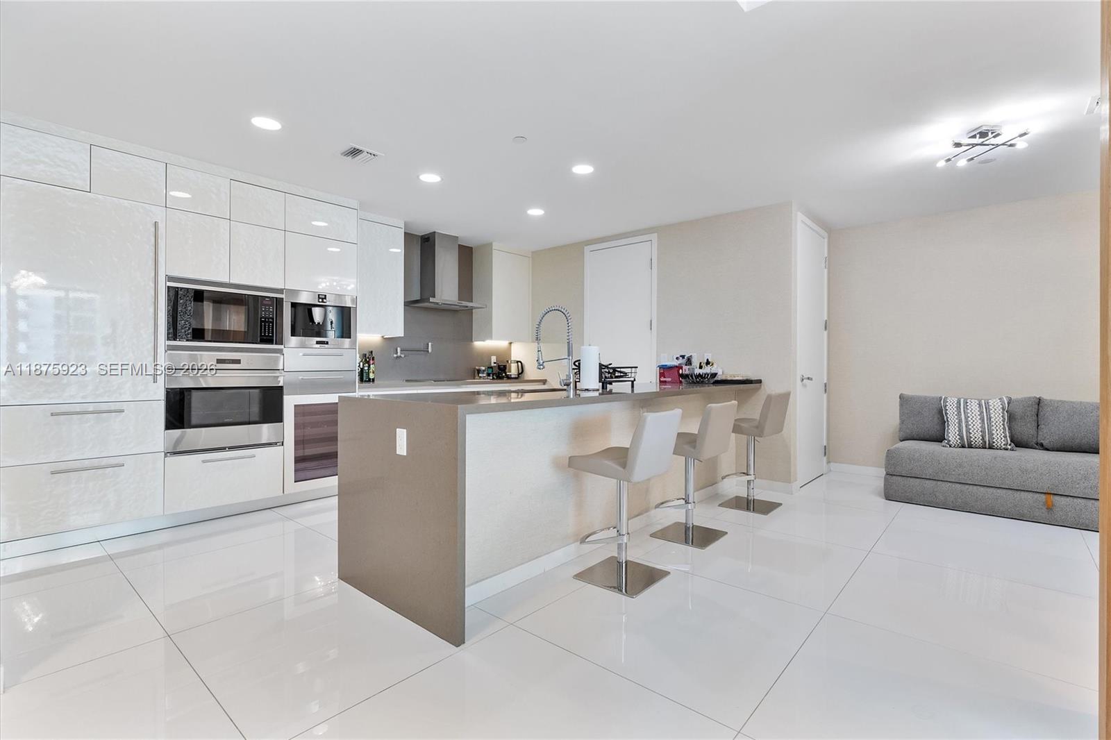 17475 Collins Ave #503, Sunny Isles Beach FL 33160