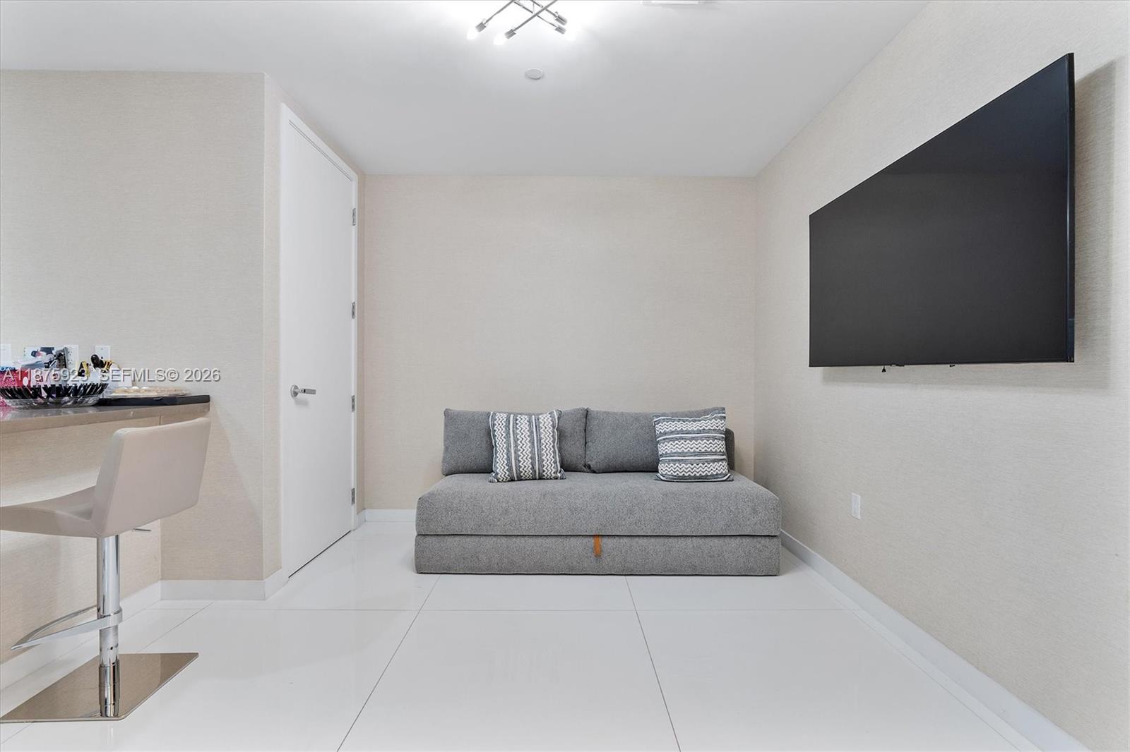 17475 Collins Ave #503, Sunny Isles Beach FL 33160