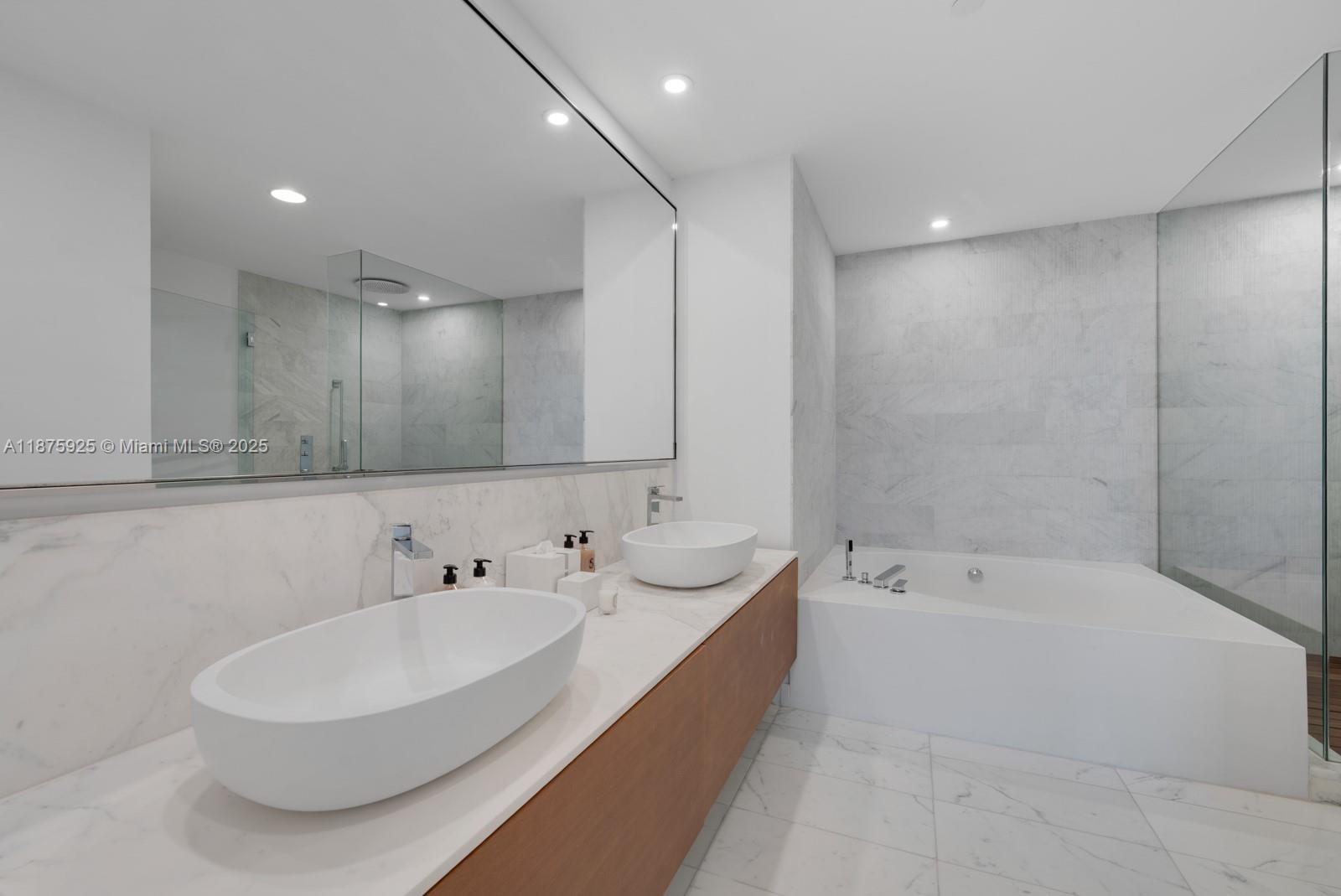 10203 Collins Ave #204, Bal Harbour FL 33154