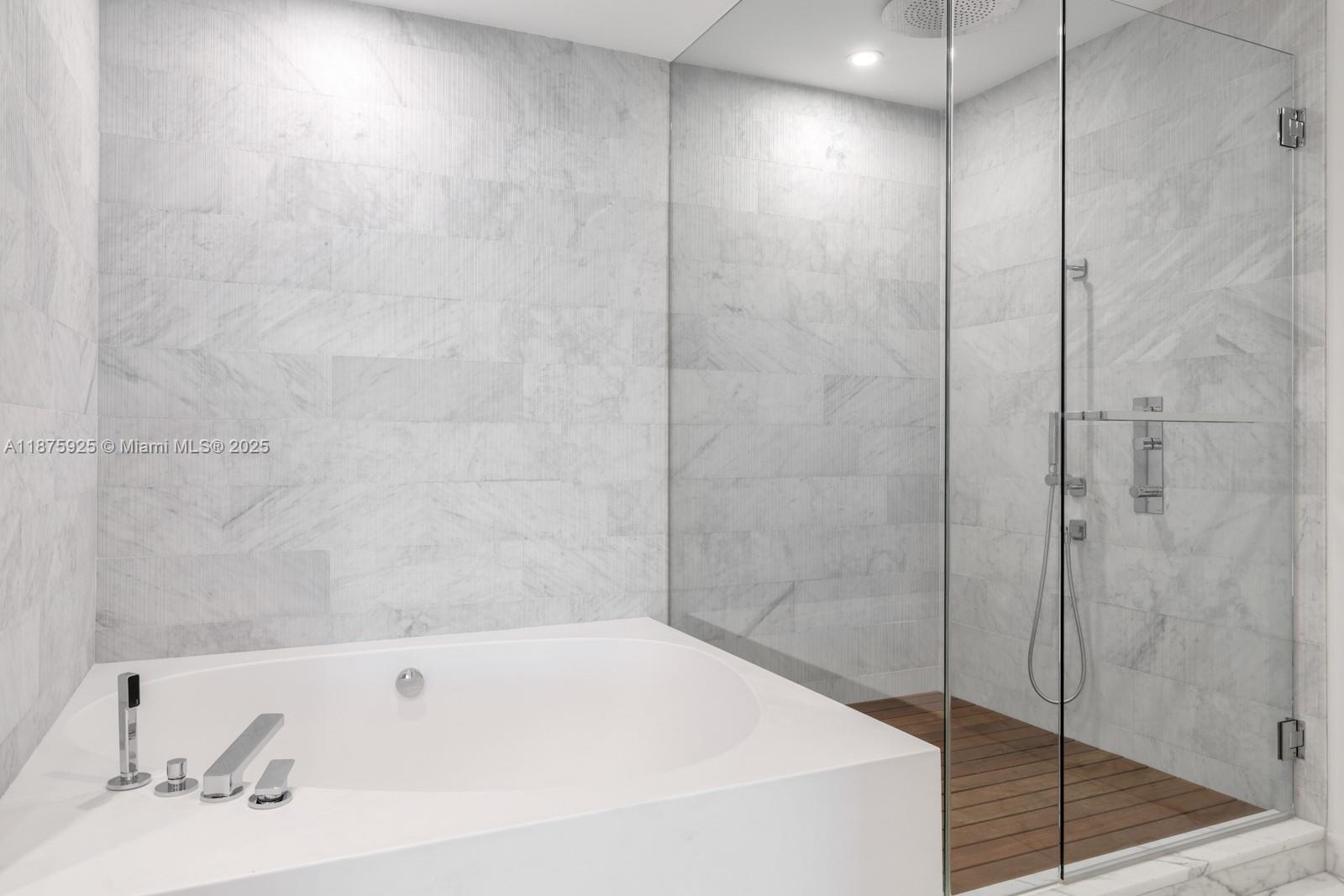 10203 Collins Ave #204, Bal Harbour FL 33154