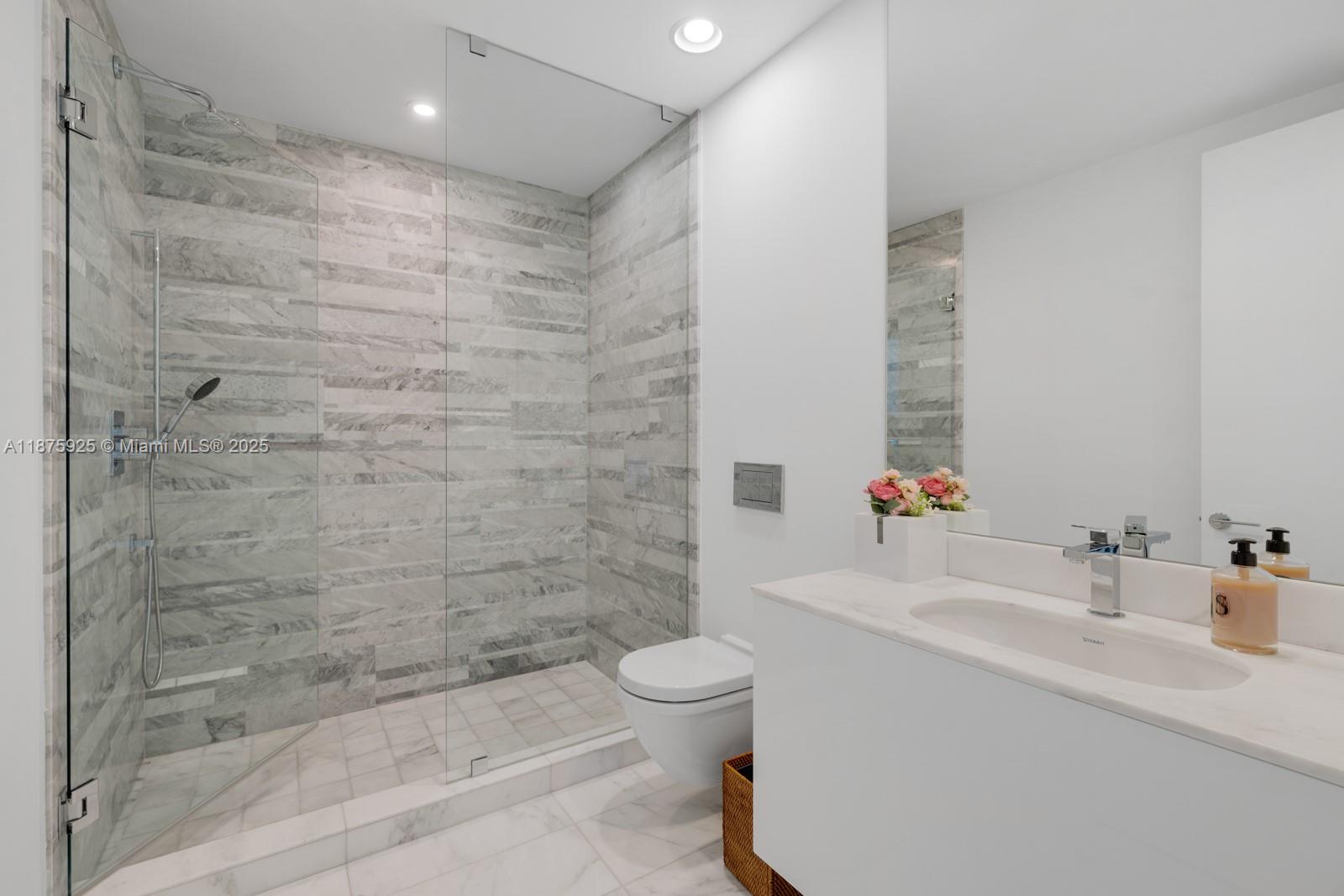 10203 Collins Ave #204, Bal Harbour FL 33154