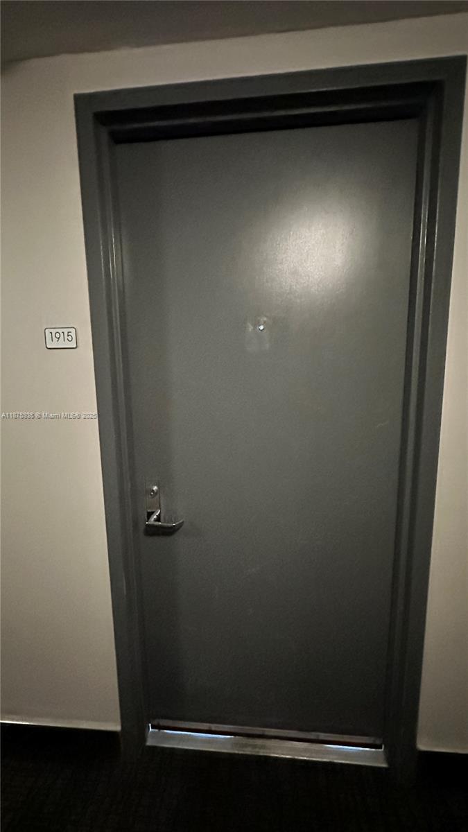 41 SE 5th St #1915, Miami FL 33131