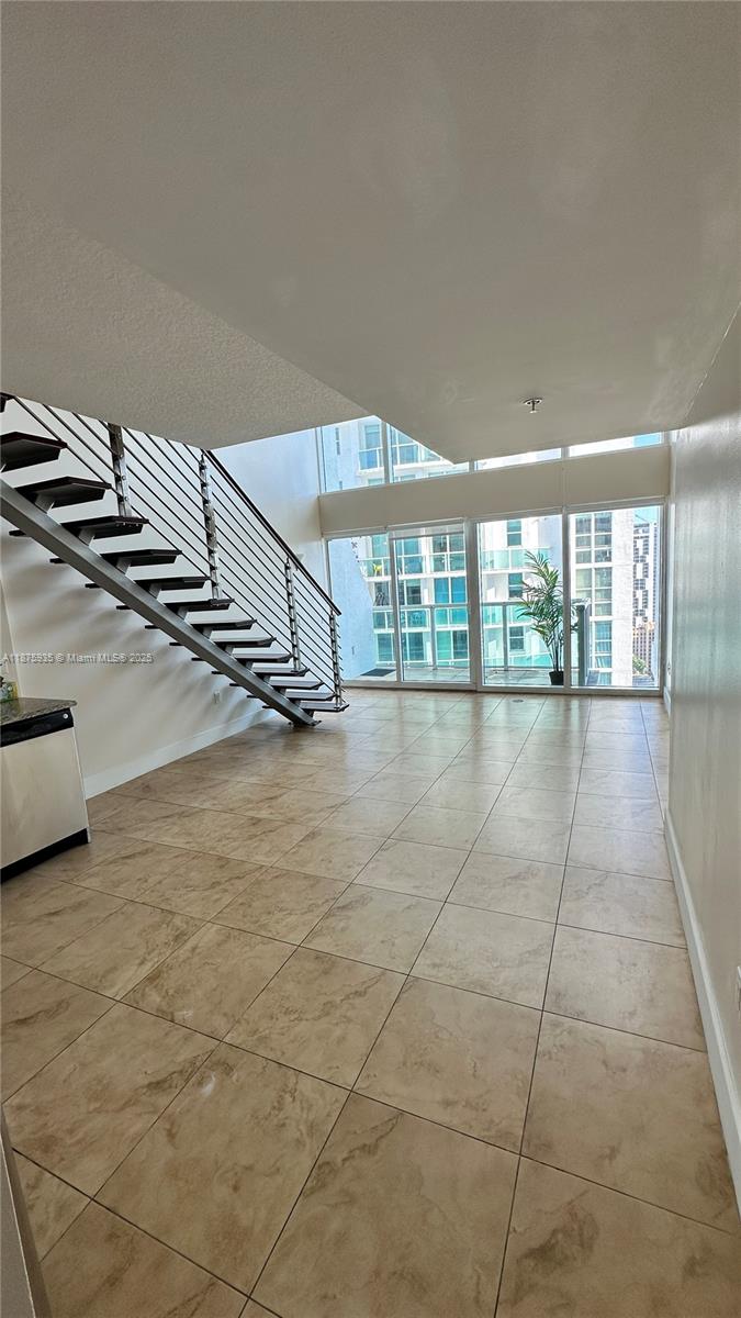 41 SE 5th St #1915, Miami FL 33131