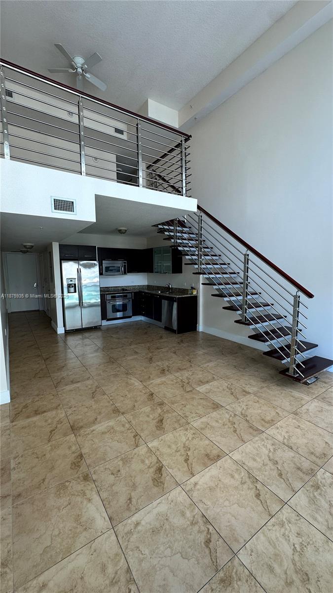 41 SE 5th St #1915, Miami FL 33131