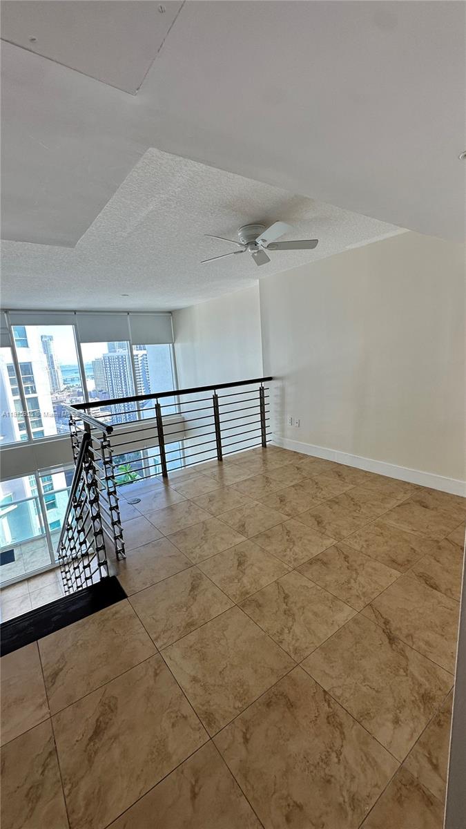 41 SE 5th St #1915, Miami FL 33131