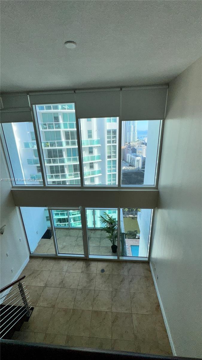 41 SE 5th St #1915, Miami FL 33131