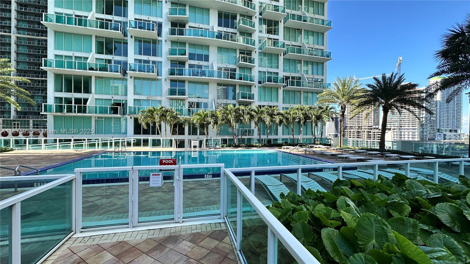 41 SE 5th St #1915, Miami FL 33131