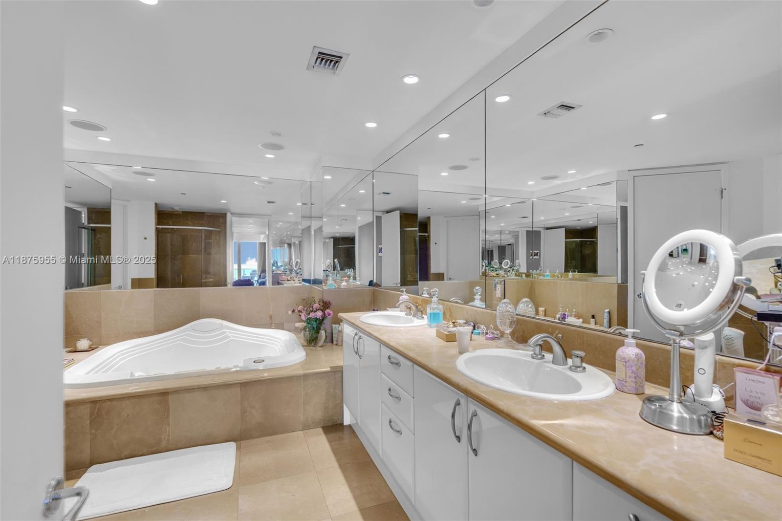 5959 Collins Ave #804, Miami Beach FL 33140