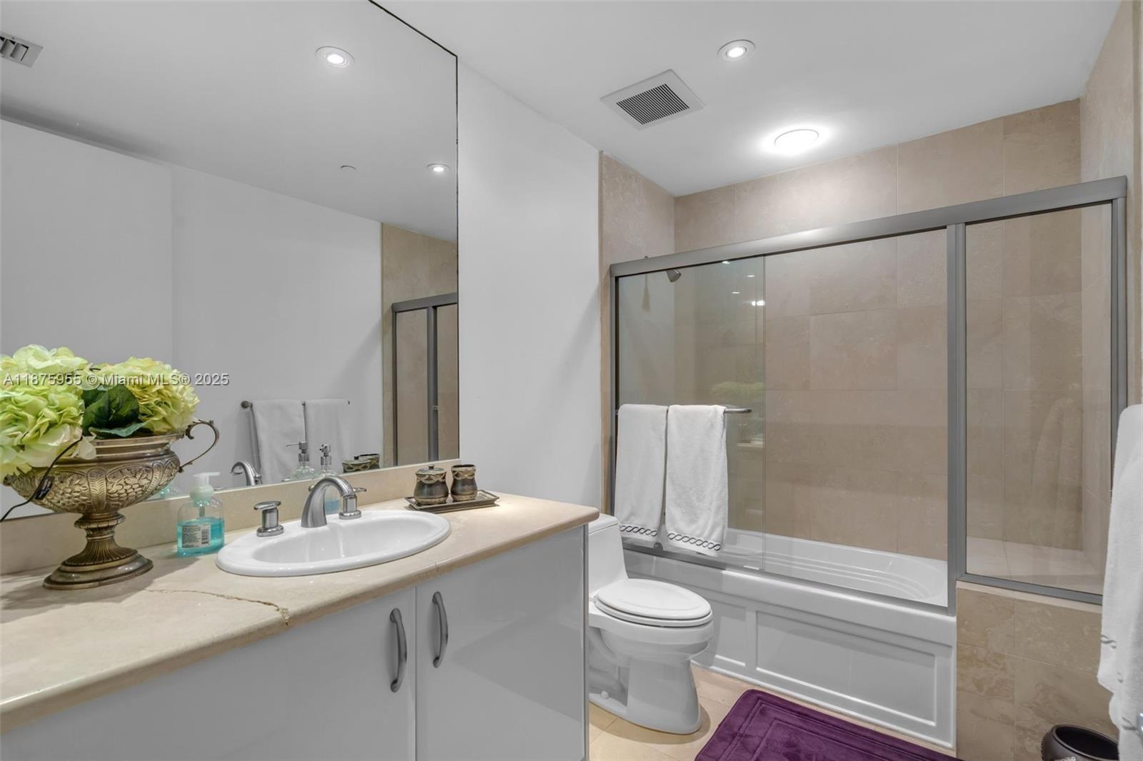 5959 Collins Ave #804, Miami Beach FL 33140